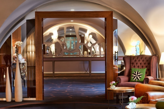 Imagen de los interiores del Hotel Maison Pic. Foto 19