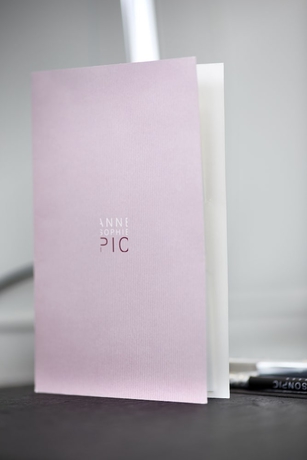 Imagen de la habitación del Hotel Maison Pic. Foto 16