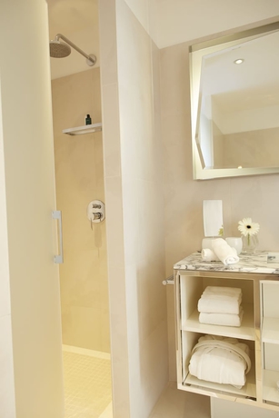 Imagen de la habitación del Hotel Maison Pic. Foto 17