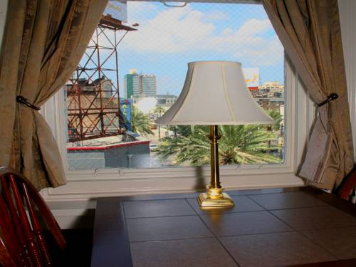 Imagen de la habitación del Hotel Maison Pierre Lafitte. Foto 5