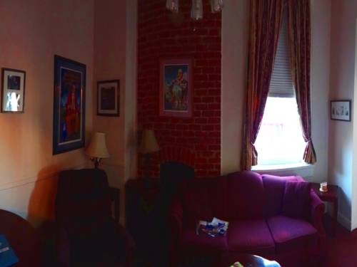 Imagen de la habitación del Hotel Maison Pierre Lafitte. Foto 8