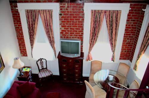 Imagen de la habitación del Hotel Maison Pierre Lafitte. Foto 9