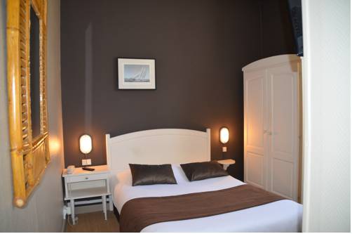 Imagen de la habitación del Hotel Maison Richet. Foto 13