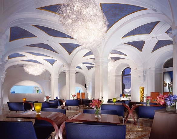 Imagen de los interiores del Hotel Maison Roma Piazza di Spagna UNA Esperienze. Foto 7