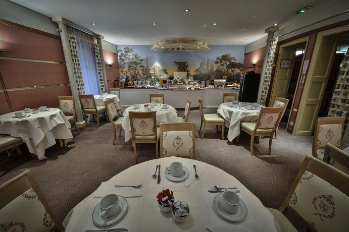 Imagen del bar/restaurante del Hotel Maison Rouge Strasbourg andspa, Autograph Collection. Foto 3