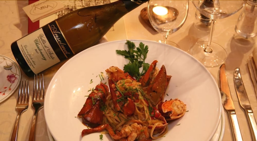 Imagen del bar/restaurante del Hotel Maison Saint Jean. Foto 8