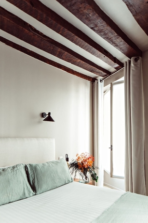 Imagen de la habitación del Hotel Maison Saintonge. Foto 8