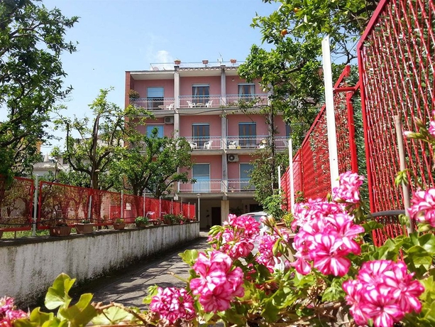 Imagen general del Hotel Maison Susy. Foto 3