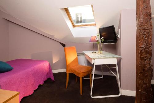 Imagen de la habitación del Hotel Maison Traversi&egrave;re. Foto 5