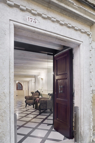 Imagen de los interiores del Hotel Maison Venezia - UNA Experience. Foto 16