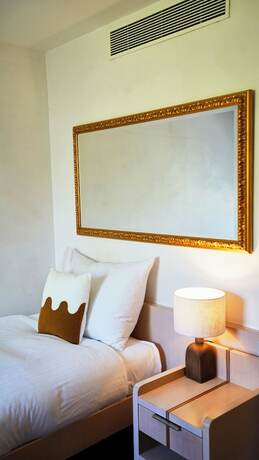 Imagen general del Hotel Maison du Lac Boutique. Foto 6