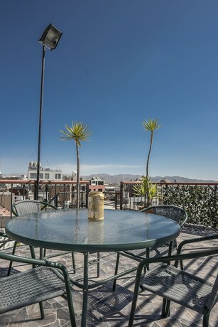 Imagen general del Hotel Maison du Soleil. Foto 4