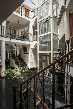 Imagen general del Hotel Maison du Soleil. Foto 7