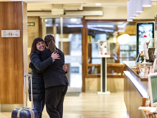 Imagen de los interiores del Hotel Maisonnave. Foto 12