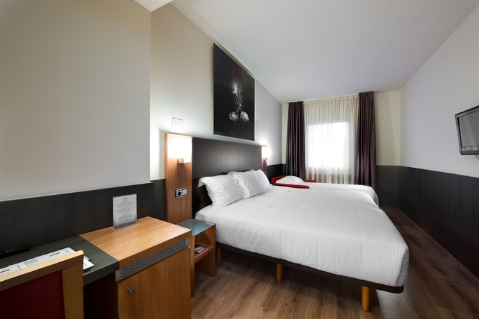 Imagen de la habitación del Hotel Maisonnave. Foto 9