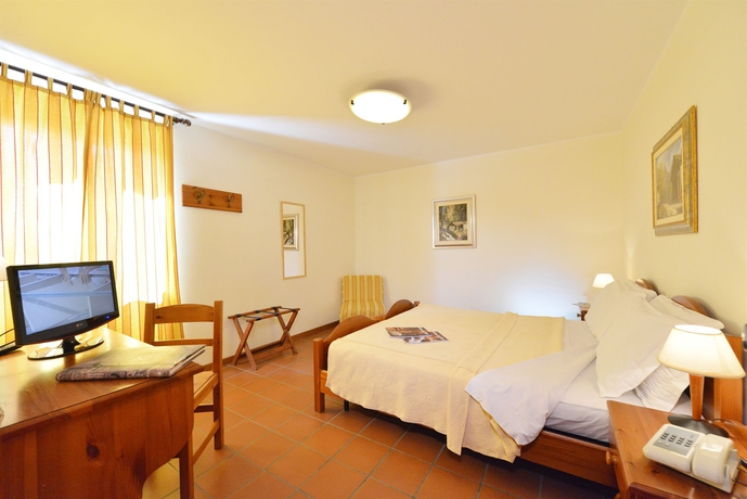 Imagen de la habitación del Hotel Maisonnette. Foto 4