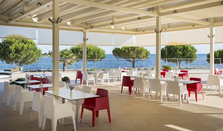 Imagen del bar/restaurante del Hotel Maistra Apartments Villas Rubin, Rovinj. Foto 3