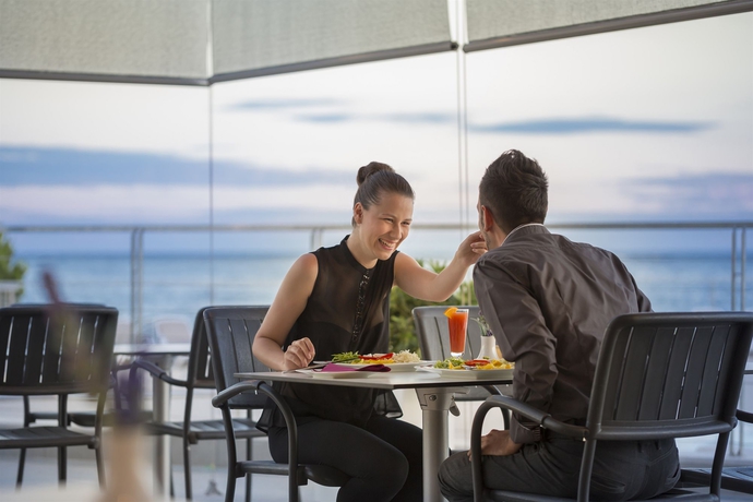 Imagen del bar/restaurante del Hotel Maistra Apartments Villas Rubin, Rovinj. Foto 4