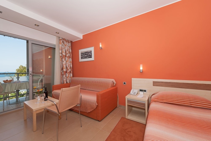 Imagen de la habitación del Hotel Maistra Resort Belvedere. Foto 10