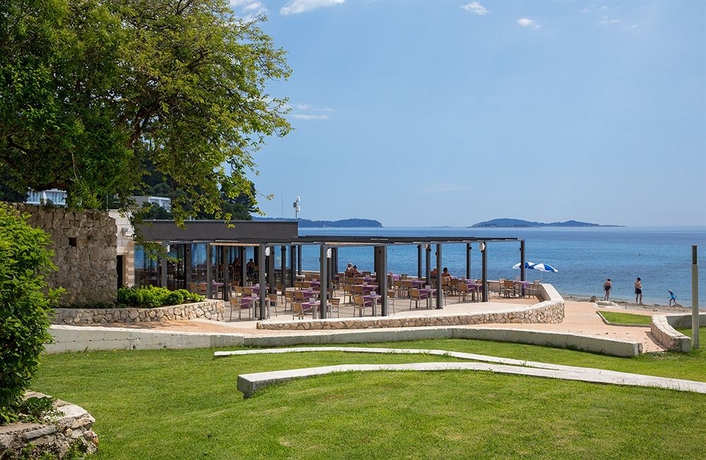 Imagen del bar/restaurante del Hotel Maistra Select Mlini Villas and Apartments. Foto 5