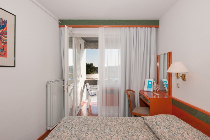 Imagen de la habitación del Hotel Maistra Select Pineta. Foto 8