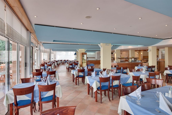 Imagen del bar/restaurante del Hotel Maistra Select Pineta. Foto 5