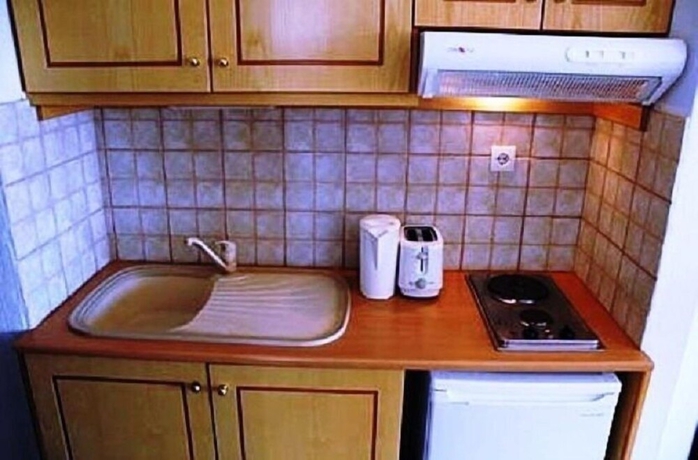 Imagen de la habitación del Hotel Maistrali Studios, Koukounaries. Foto 12