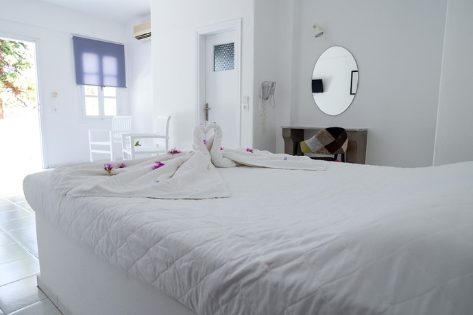 Imagen de la habitación del Hotel Maistros Village. Foto 6