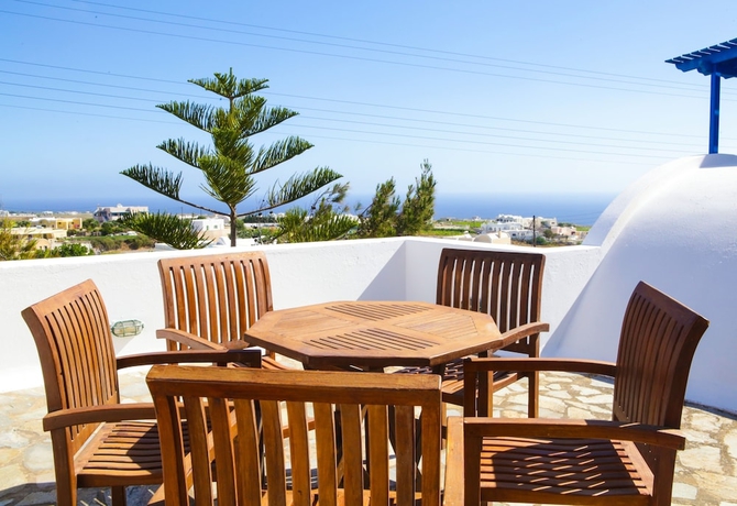 Imagen de la habitación del Hotel Maistros Village. Foto 8