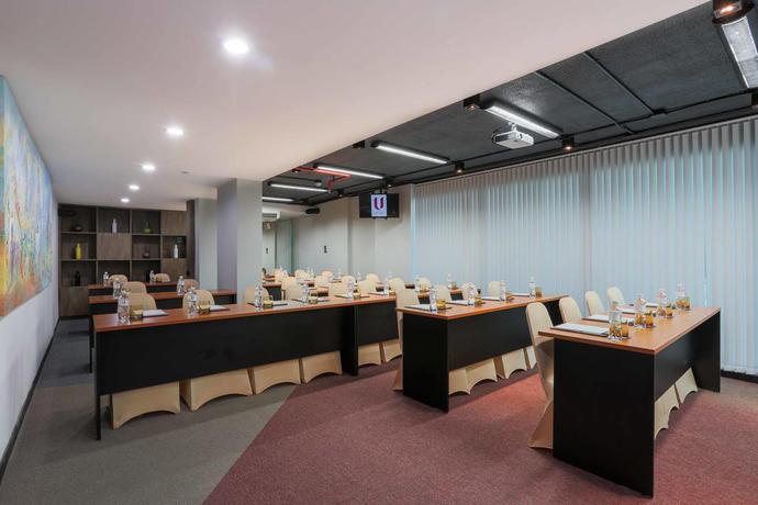 Imagen de los interiores del Hotel Maitria Mode Sukhumvit 15 Bangkok. Foto 14