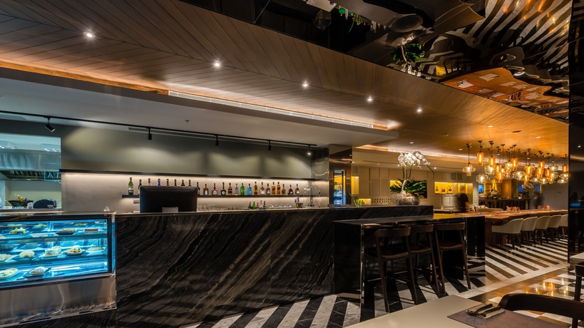 Imagen del bar/restaurante del Hotel Maitria Sukhumvit 18 Bangkok. Foto 3