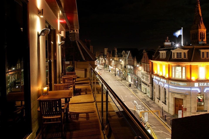 Imagen de los exteriores del Hotel Maiyango. Foto 13