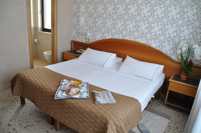 Imagen de la habitación del Hotel Maja, PESCARA. Foto 5