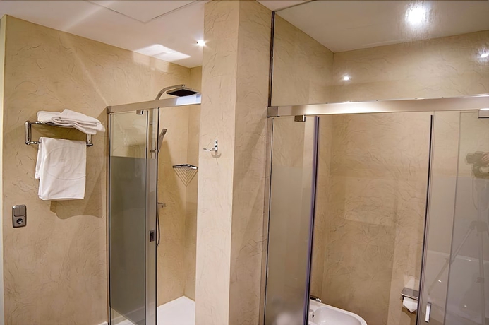 Imagen de la habitación del Hotel Majadahonda. Foto 15