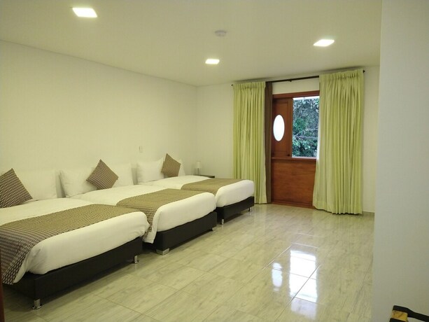 Imagen de la habitación del Hotel Majam's Resort. Foto 15