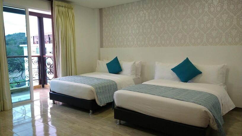 Imagen de la habitación del Hotel Majam's Resort. Foto 18