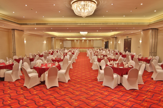 Imagen de los interiores del Hotel Majan Continental. Foto 5