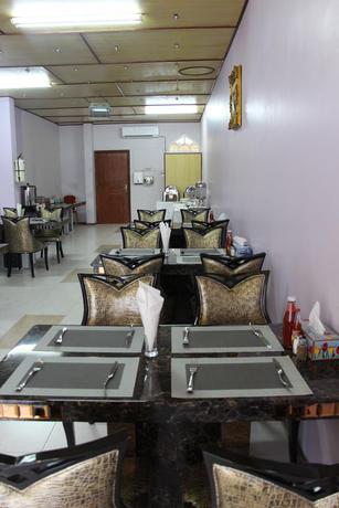 Imagen del bar/restaurante del Hotel Majan Guest House. Foto 3