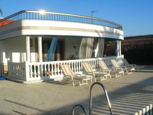 Imagen de los exteriores del Hotel Majaravique Sevilla. Foto 13