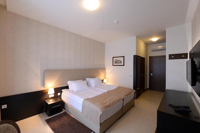 Imagen de la habitación del Hotel Majdan. Foto 6