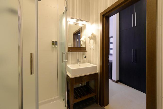 Imagen de la habitación del Hotel Majdan. Foto 12