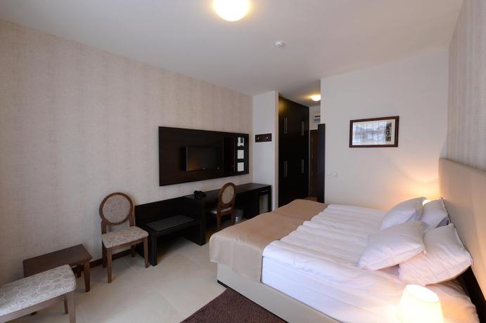 Imagen de la habitación del Hotel Majdan. Foto 17