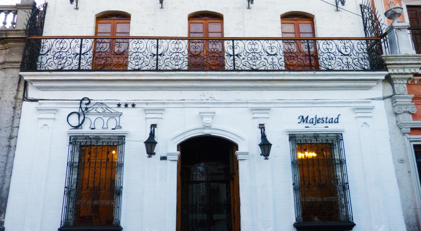Imagen de los exteriores del Hotel Majestad Boutique. Foto 11