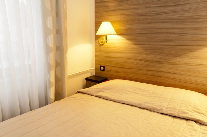 Imagen de la habitación del Hotel Majestic Alsace. Foto 7