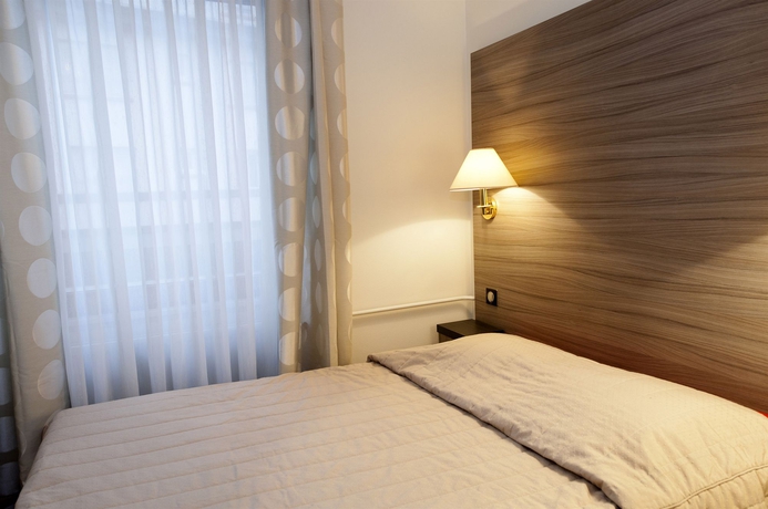 Imagen de la habitación del Hotel Majestic Alsace. Foto 8