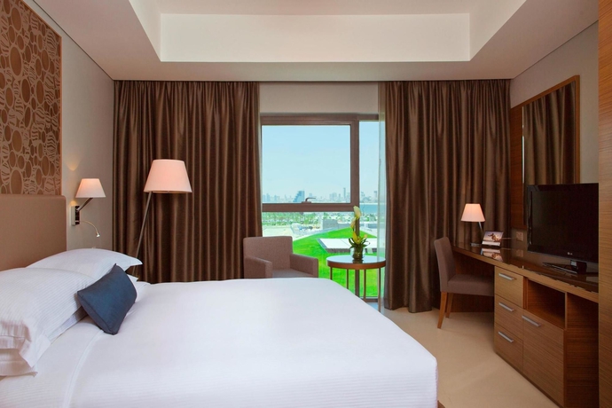 Imagen de la habitación del Hotel Majestic Arjaan By Rotana. Foto 4