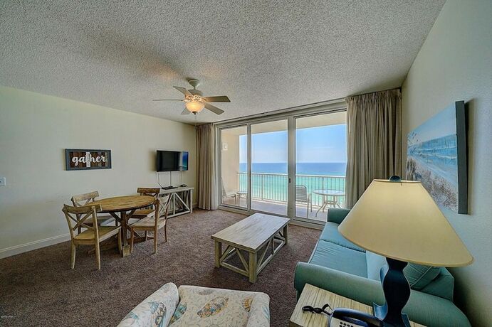 Imagen de la habitación del Hotel Majestic Beach Resort by Panhandle Getaways. Foto 11