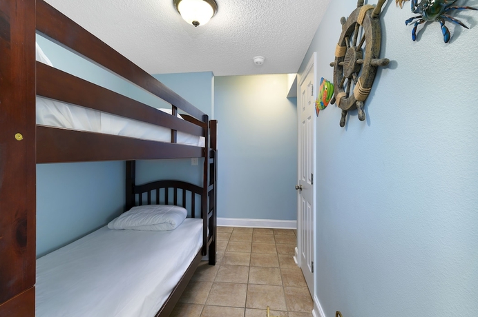 Imagen de la habitación del Hotel Majestic Beach Resort by Southern Vacation Rentals. Foto 10