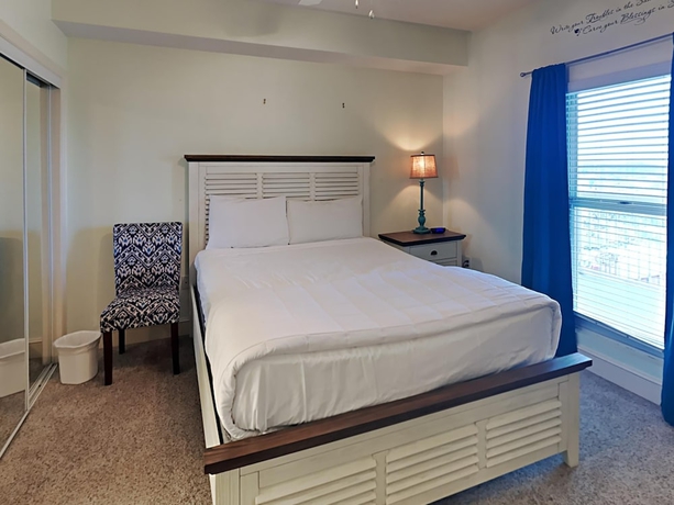 Imagen de la habitación del Hotel Majestic Beach Resort by Southern Vacation Rentals. Foto 16
