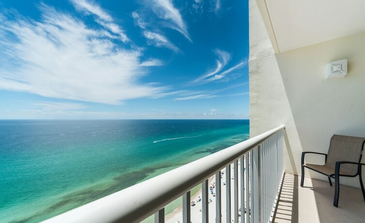 Imagen de la habitación del Hotel Majestic Beach Resort by Southern Vacation Rentals II. Foto 15